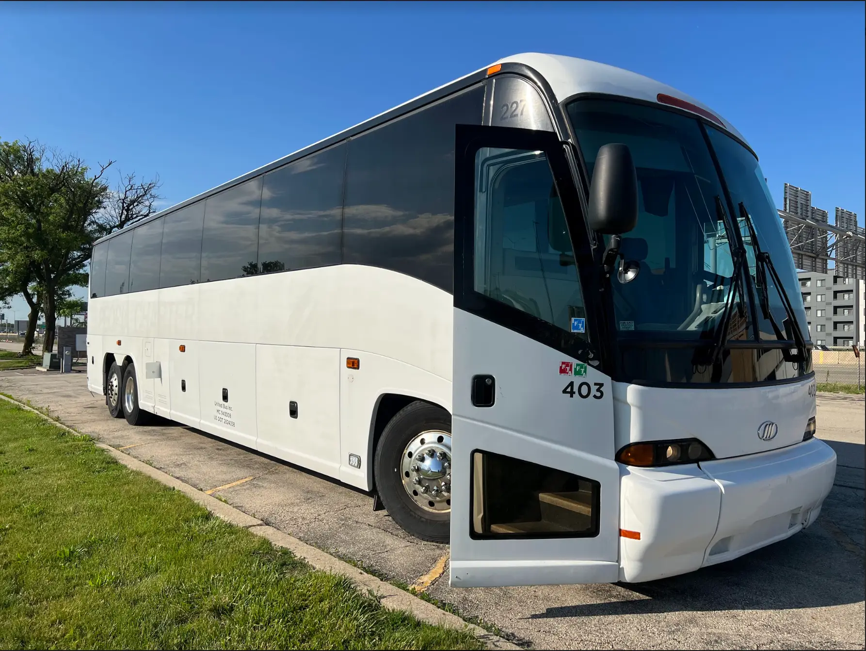 Tinley Park Charter Bus Services for Stress-Free Travel